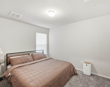 301 Old Stagecoach Rd - Photo Thumbnail 14