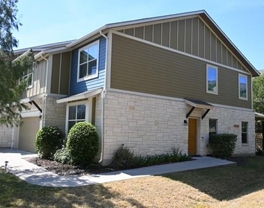 516 E Slaughter Ln - Photo Thumbnail 2