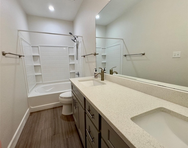 2105 Sage Canyon Dr - Photo Thumbnail 18