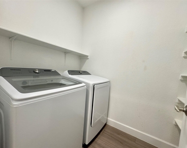 2105 Sage Canyon Dr - Photo Thumbnail 7