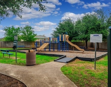 3504 Lodgepole Dr - Photo Thumbnail 6