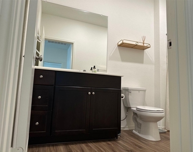 3504 Lodgepole Dr - Photo Thumbnail 16