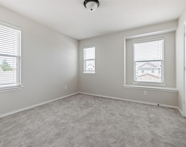 317 Tordesillas Dr - Photo Thumbnail 14