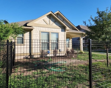 4509 Halliday Ave - Photo Thumbnail 1