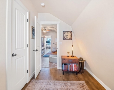 111 Lei Ct - Photo Thumbnail 24