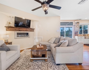 111 Lei Ct - Photo Thumbnail 1