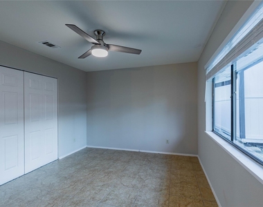 2003 Castle Gate Cir - Photo Thumbnail 29