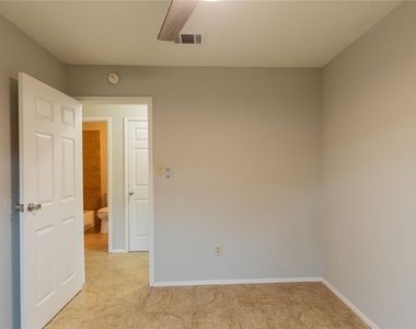 2003 Castle Gate Cir - Photo Thumbnail 20