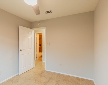 2003 Castle Gate Cir - Photo Thumbnail 21
