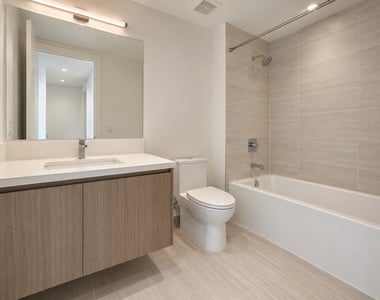 240 East 39th Street - Photo Thumbnail 3