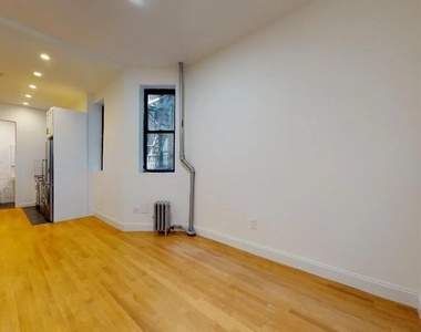 405 West 50th Street - Photo Thumbnail 1