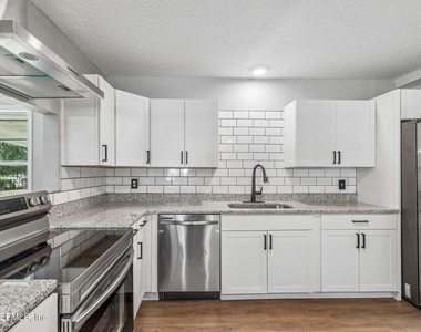 350 N 6th Street - Photo Thumbnail 33