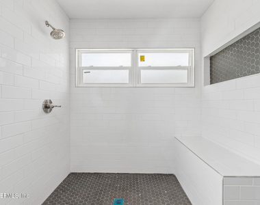 350 N 6th Street - Photo Thumbnail 64