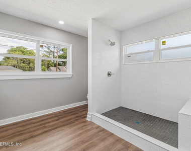350 N 6th Street - Photo Thumbnail 62