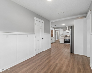 350 N 6th Street - Photo Thumbnail 46