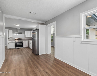 350 N 6th Street - Photo Thumbnail 47