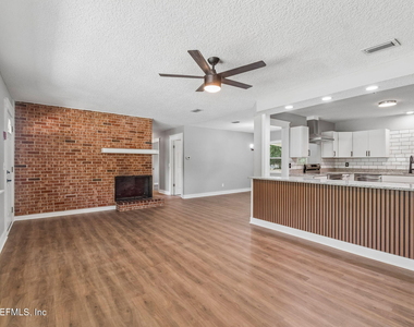 350 N 6th Street - Photo Thumbnail 20