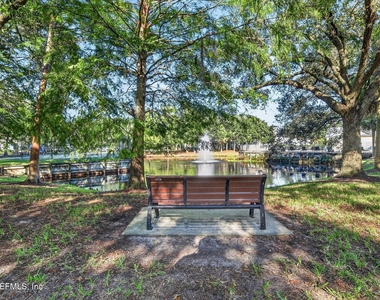 13703 Richmond Park Drive N - Photo Thumbnail 49