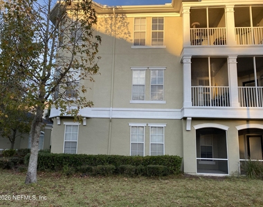 8290 Gate Parkway W - Photo Thumbnail 1
