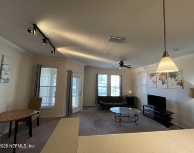 8290 Gate Parkway W - Photo Thumbnail 5