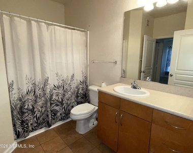 8290 Gate Parkway W - Photo Thumbnail 17