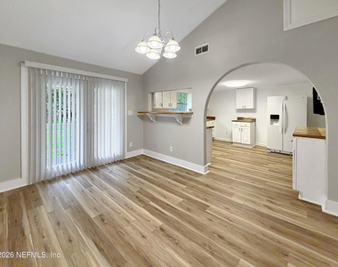 9738 Eisenhower Road - Photo Thumbnail 2