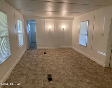 105 Iron Avenue - Photo Thumbnail 1