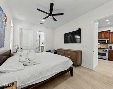 8861 La Terrazza Place - Photo Thumbnail 28