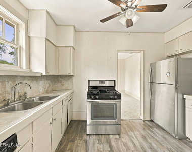 1145 Talbot Avenue - Photo Thumbnail 11