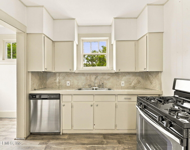 1145 Talbot Avenue - Photo Thumbnail 9