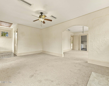 1145 Talbot Avenue - Photo Thumbnail 5