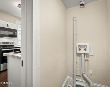 1834 Walnut Street - Photo Thumbnail 23