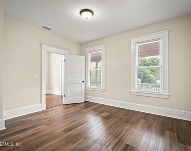 1834 Walnut Street - Photo Thumbnail 13
