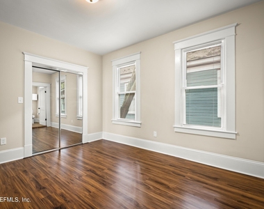 1834 Walnut Street - Photo Thumbnail 26