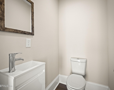 1834 Walnut Street - Photo Thumbnail 16