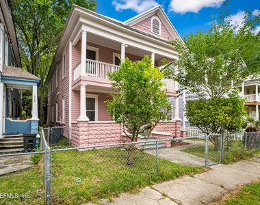 1834 Walnut Street - Photo Thumbnail 2