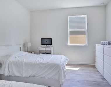 132 Stonecrest Drive - Photo Thumbnail 37