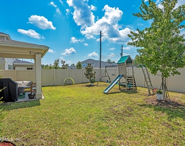132 Stonecrest Drive - Photo Thumbnail 43