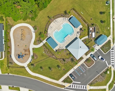 132 Stonecrest Drive - Photo Thumbnail 60