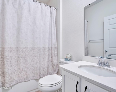 132 Stonecrest Drive - Photo Thumbnail 38