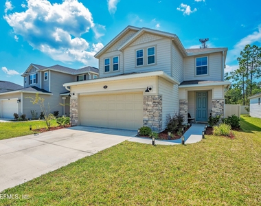 132 Stonecrest Drive - Photo Thumbnail 1
