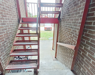 2619 College Street - Photo Thumbnail 9