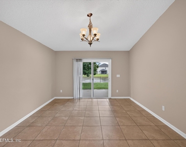 469 Glendale Lane - Photo Thumbnail 12