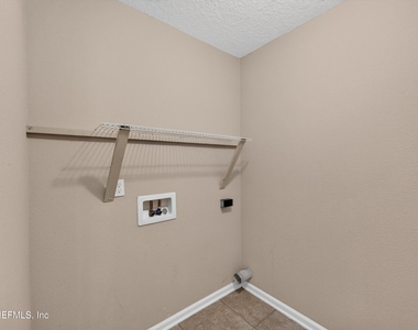 469 Glendale Lane - Photo Thumbnail 24