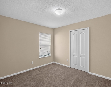 469 Glendale Lane - Photo Thumbnail 22