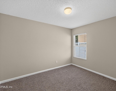 469 Glendale Lane - Photo Thumbnail 20