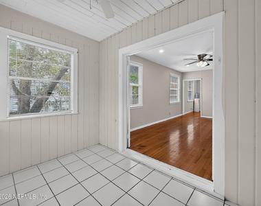 1547 Flagler Avenue - Photo Thumbnail 10