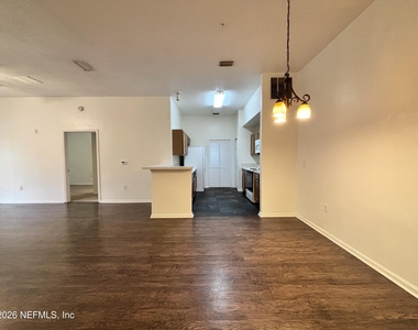 6106 Maggies Circle - Photo Thumbnail 3