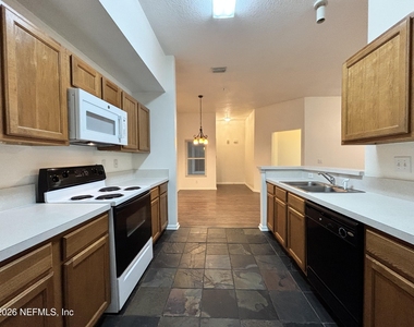 6106 Maggies Circle - Photo Thumbnail 6
