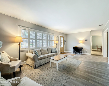 5553 Salerno Road - Photo Thumbnail 2